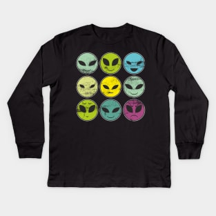 Funny Alien Heads And Facial Expressions As Pattern Kids Long Sleeve T-Shirt